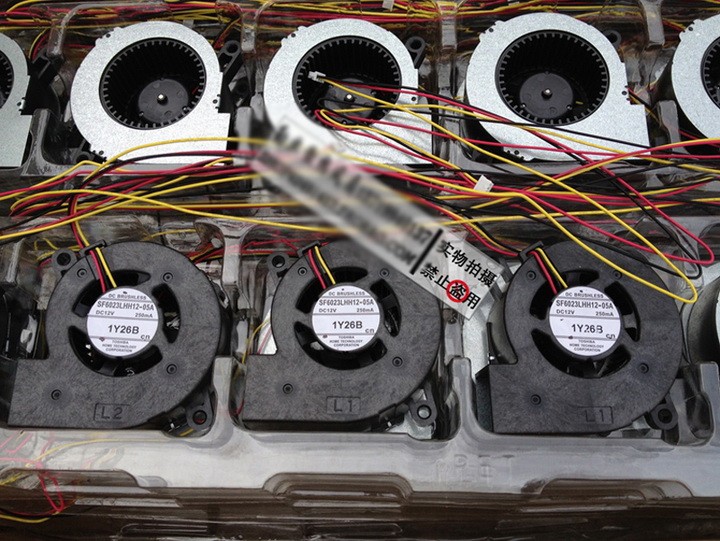 TOSHIBA SF6023LHH12-05A 12V 250mA 3wires Cooling Fan